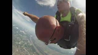 Eric Skydives! Fly Free Skydiving, Festus Mo