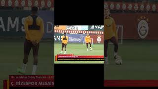 Kerem Aktürkoğlu & Wilfried Zaha 🙂 | Galatasaray Antrenmanı