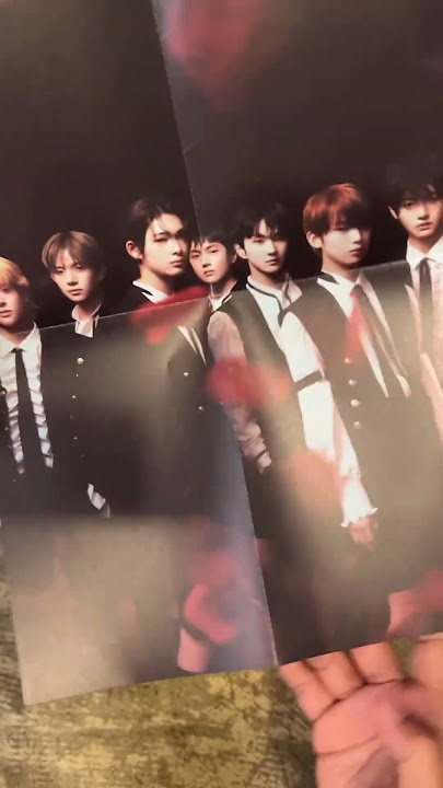 Unboxing Enhypen’s album DARK BLOOD (New ver) #enhypen #engene #kpop #enhypencomeback #unboxingalbum