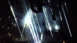 Jay-Z \& Kanye West - Ni**as in Paris (Live, Palais Omnisports de Paris Bercy June 18th, 2012)