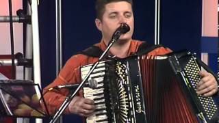 Video thumbnail of "Novi maratonci - Vodenicarka - (Live) - Zapjevaj uzivo - (Renome 10.02.2006.)"
