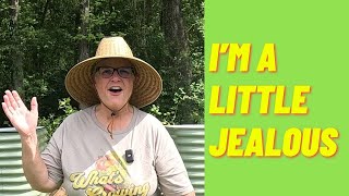 3 Reasons I Love The Birdies Garden Bed 2.0 Review from Epic Gardening