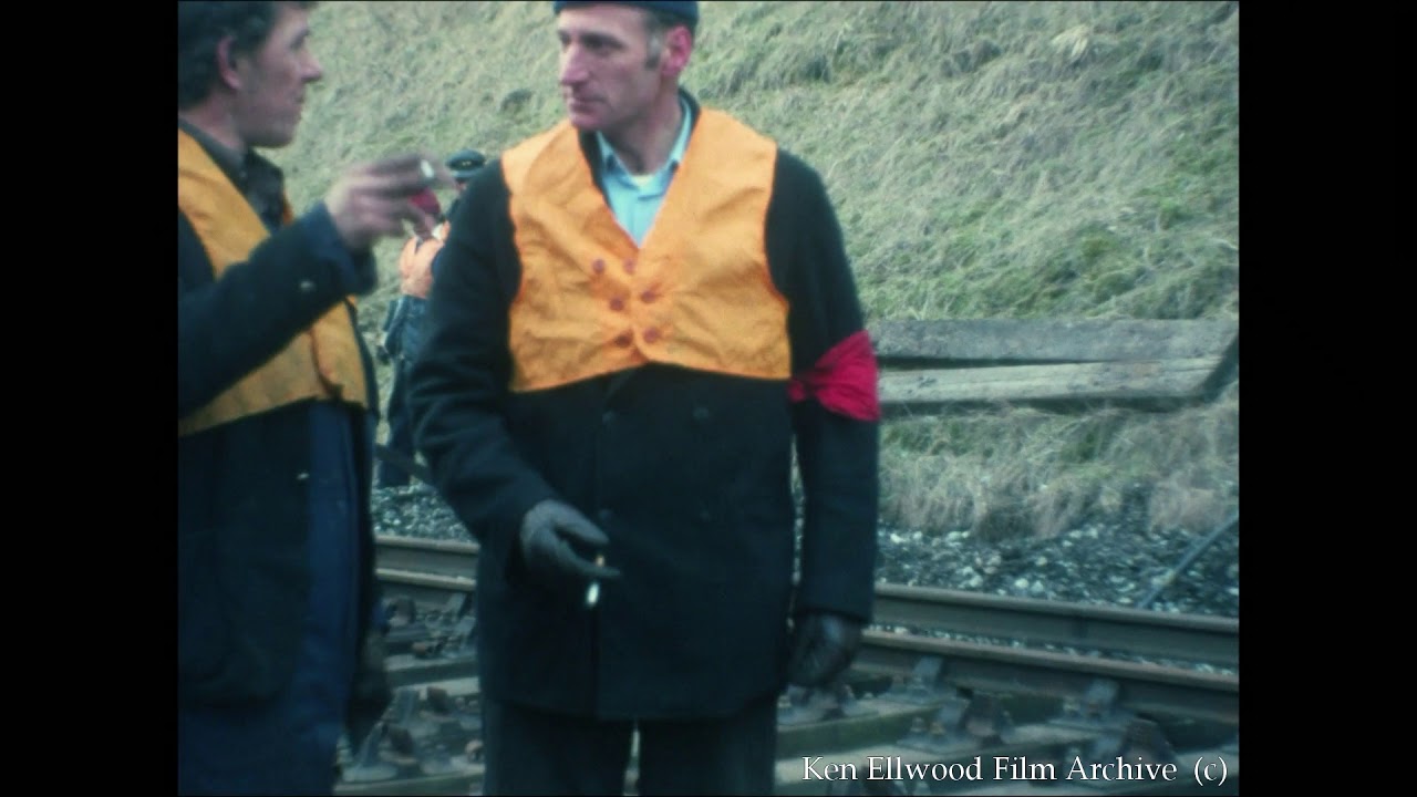 Embsay Railway volunteers, 1982