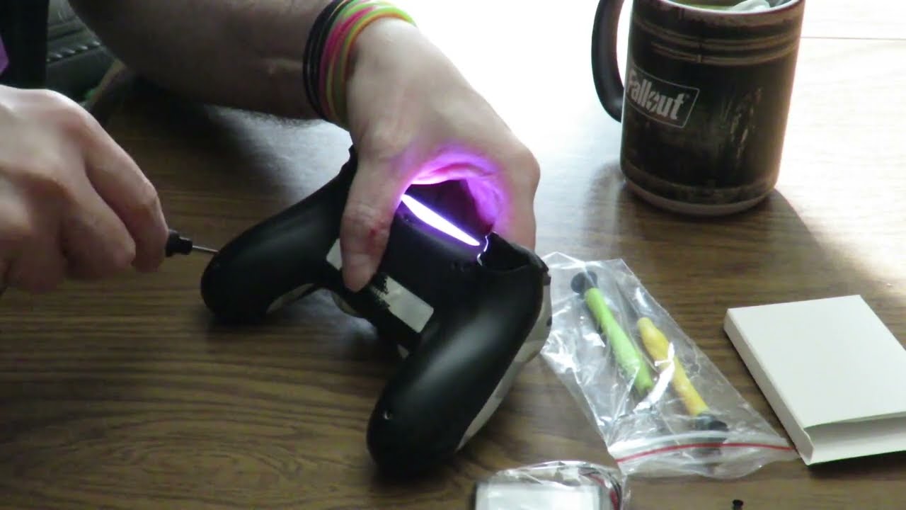 How to change a PS4 controller battery.
