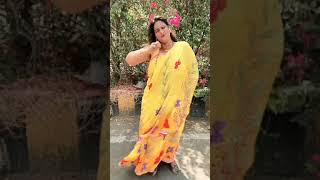 Hot Aunty And Beauty .