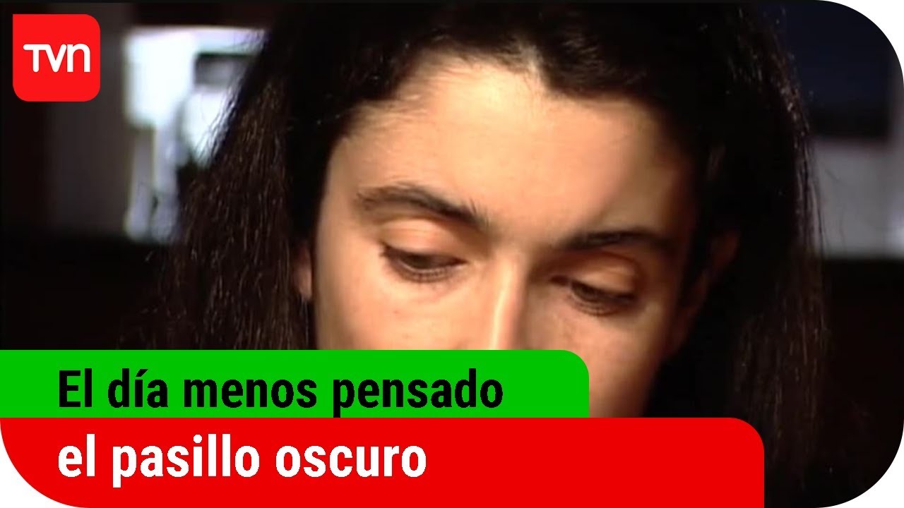 El pasillo oscuro | El día menos pensado - T4E7