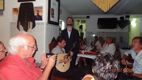 Thumbnail of LUÍS CAEIRO canta um fado...