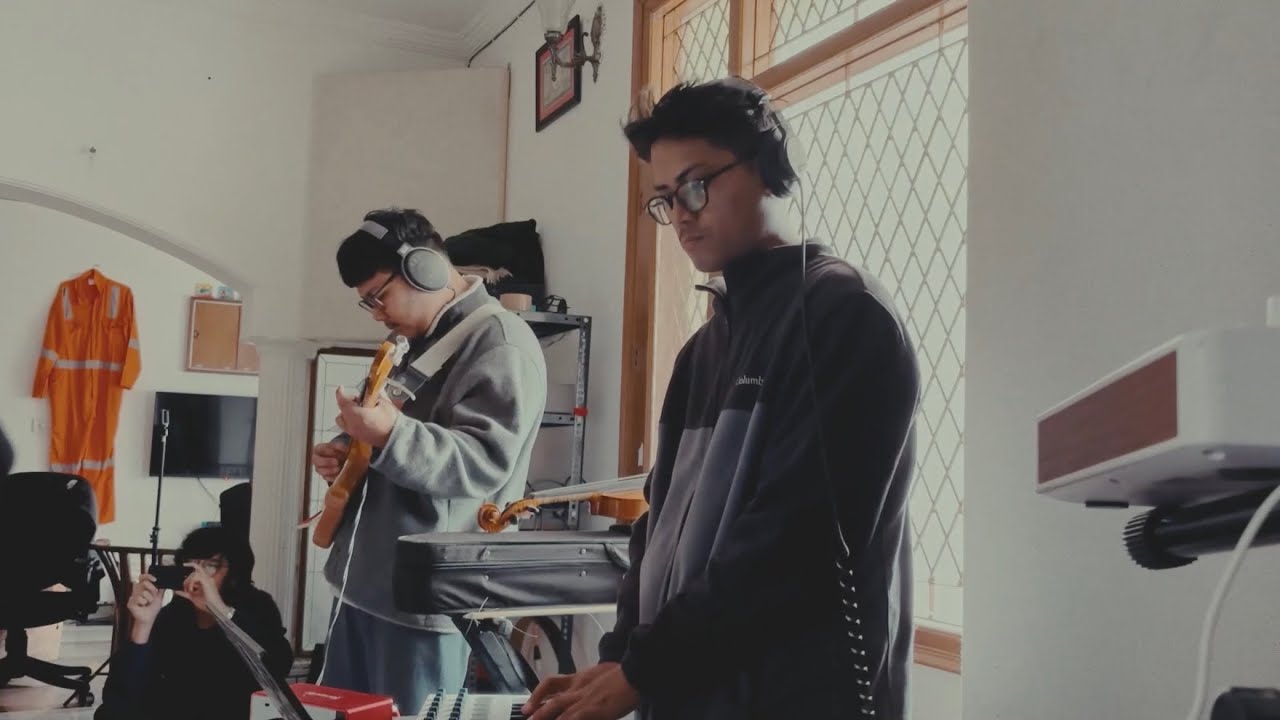 I Can’t Trust (Live at Indimints Art House) - Meewakching 