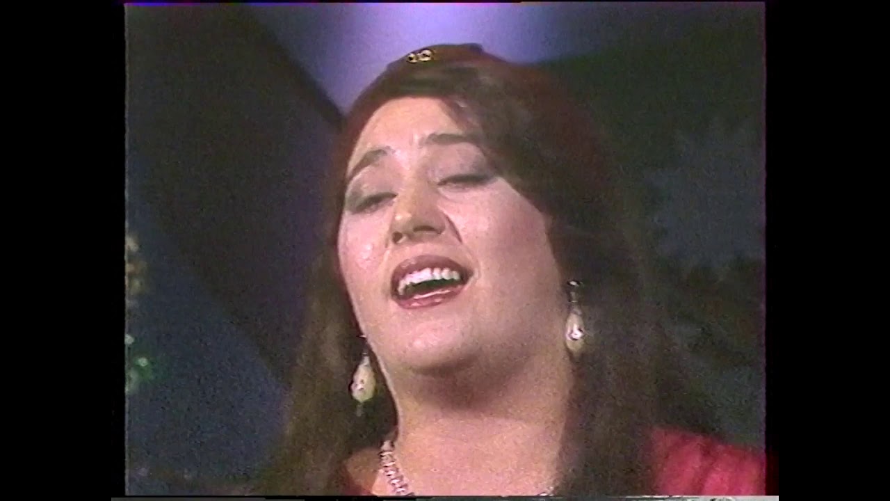 فريدة في   مقام دشت وأغنية ما أصبر ومقام همايون  وأغنية كتلي عشر  ايام