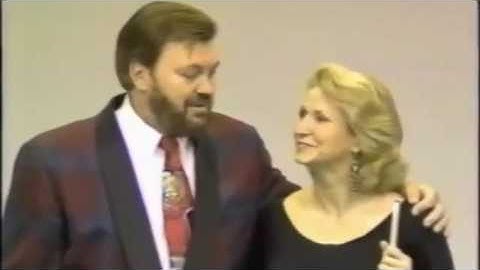 Mike Massey - World Pool Trick Shot Artist - Louie and the Preacher Music Video