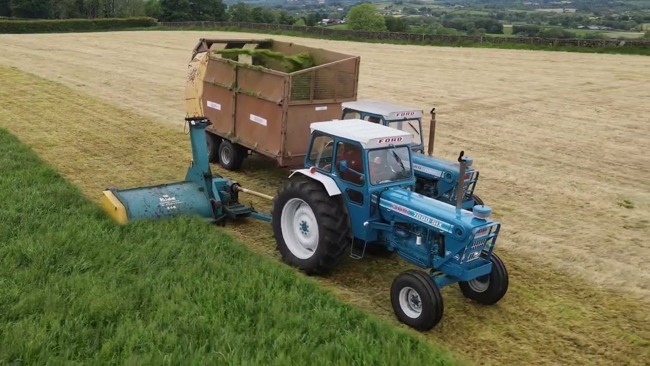 Ford 7000 kidd doublechop at grass Ireland 2022