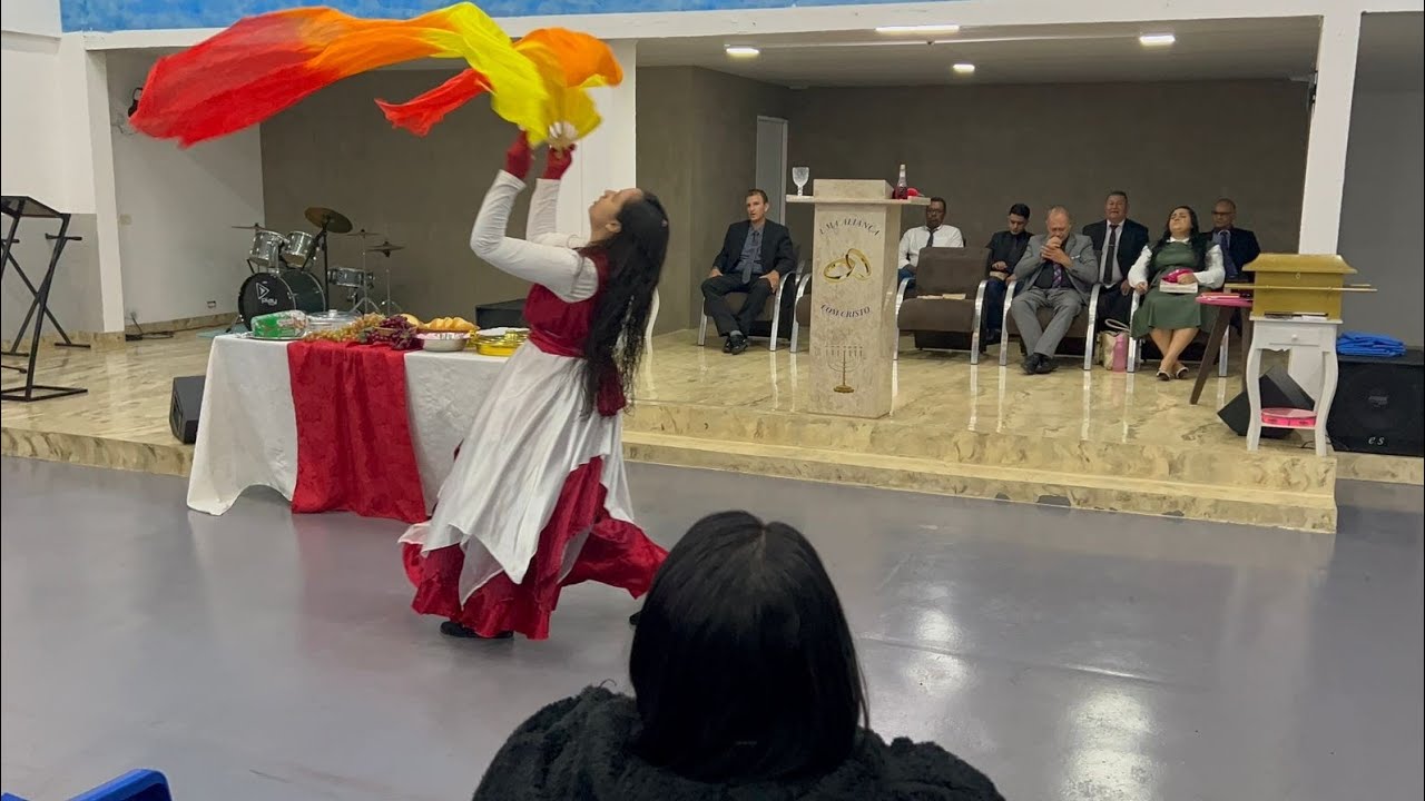 Reacende a Chama Sued Silva - Espontâneo A Filha do Pentecostes