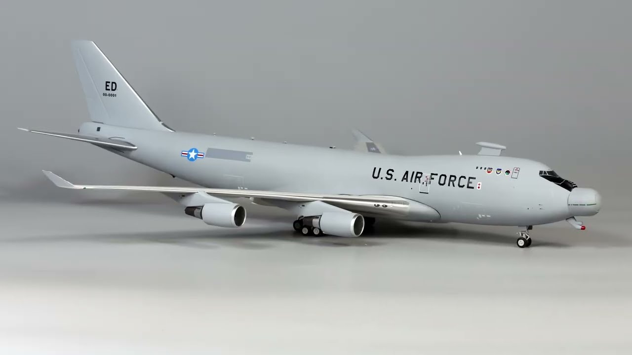 Inflight200 United States Air Force YAL-1A (B747-400F) 00-0001