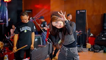 LALUNA MUSIC - TEMAN - SISKA AMANDA - HAPPY PARTY ANGKRINGAN ESCOBAR
