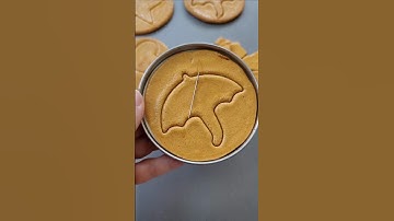 Dalgona Squid Game Candy! #dalgonachallenge #squidgame #dalgona #squidgamecandy #squidgamedalgona