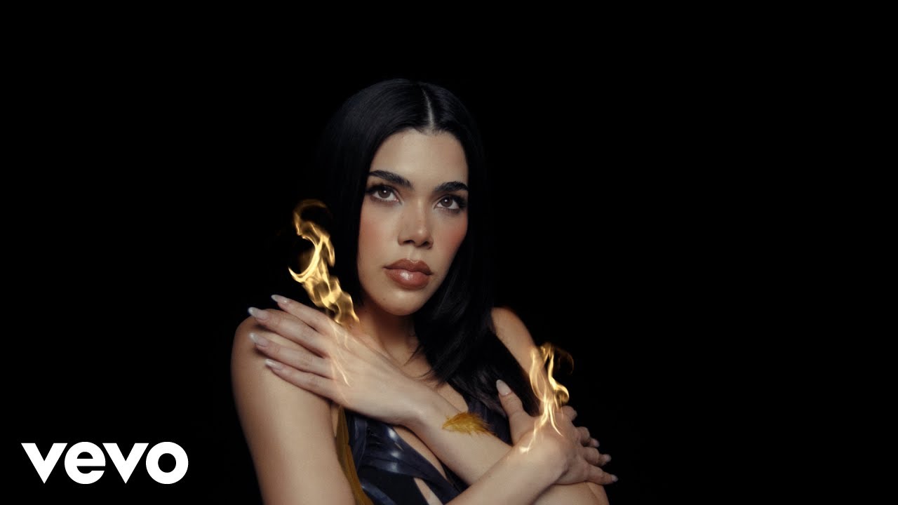 Watch Kenia Os - Rojo Versace on YouTube Watch Kenia Os - Rojo Versace on YouTube