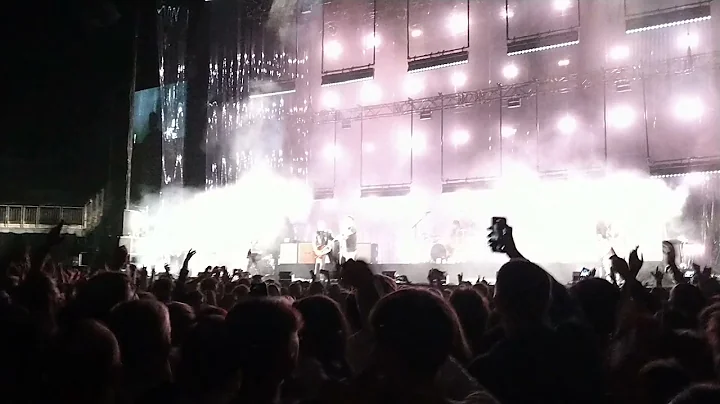 Amsterdam clip standing pov