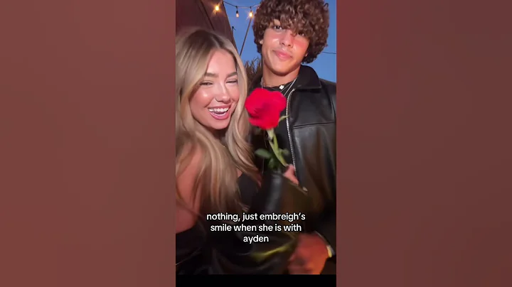 Ughhhh she seems happiest #embreighcourtlyn #booktok #embreigh #glowhouse #aydenvaldez