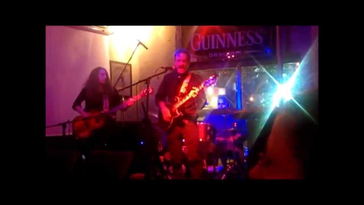 Pretty People & Guns - Gentlemen Skeletons live @ Crown and Harp 03/22/14