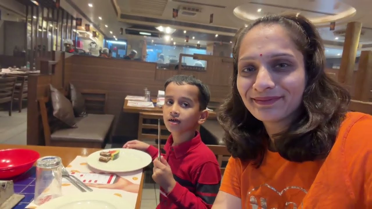 बार्बेक्यू नेशनमध्ये आल्यावर वजन वाढण्याची भीती विसरायची असते.😂 #vlog #youtube #food #barbique #fyp 