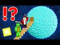 JJ and Mikey BUILD THE LONGEST STAIRS To THE DIAMOND PLANET - in Minecraft (Maizen)
