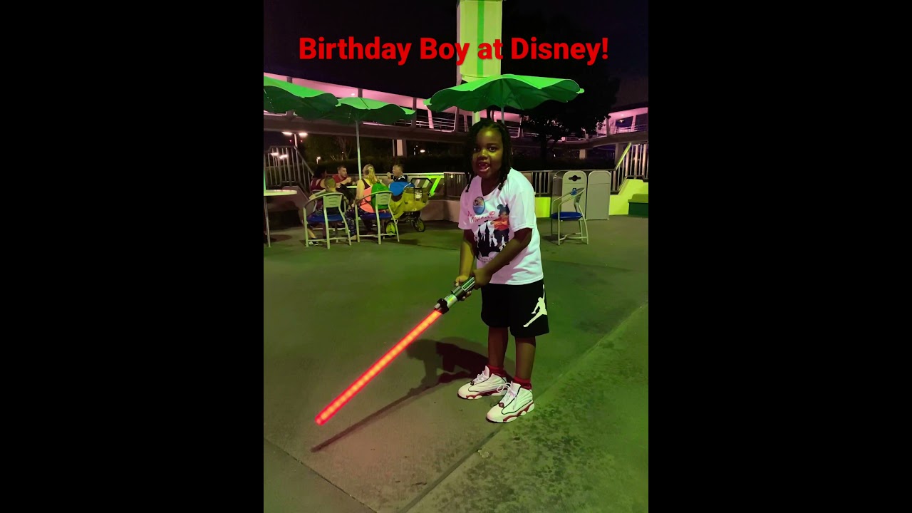 Having a blast at Disney! 6th Birthday!🎉