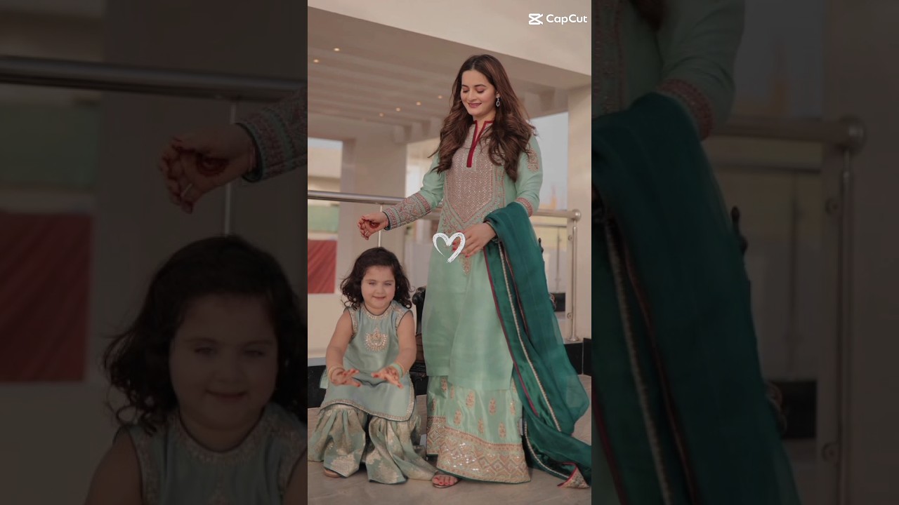 Pakistani actress mother and daughter pics 