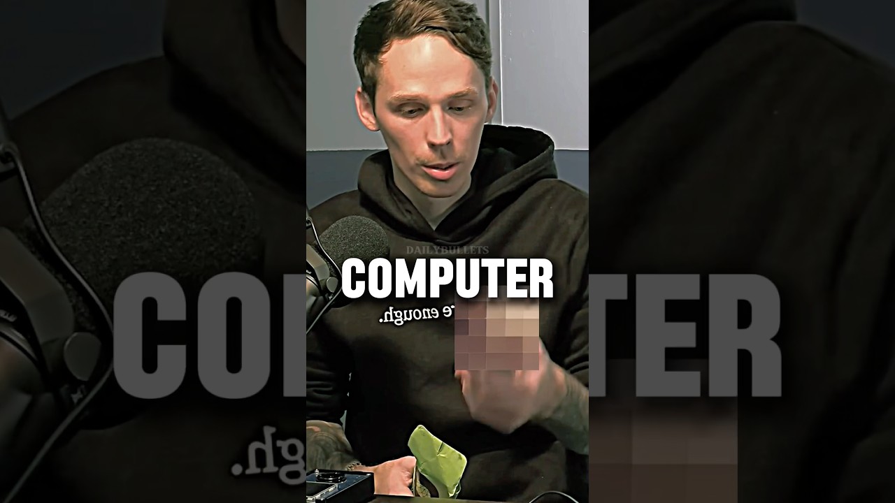 Хакер показывает, как этот предмет может взломать вашу веб-камеру 💀 