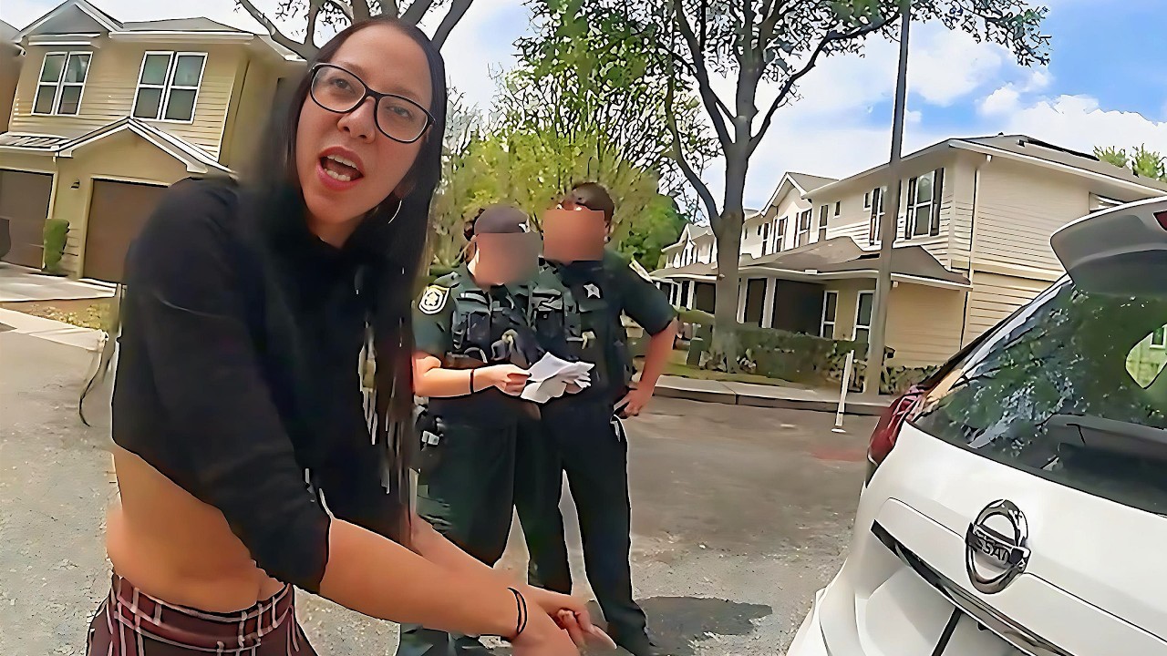 drunk-karen-with-worst-attitude-throws-the-most-childish-tantrum