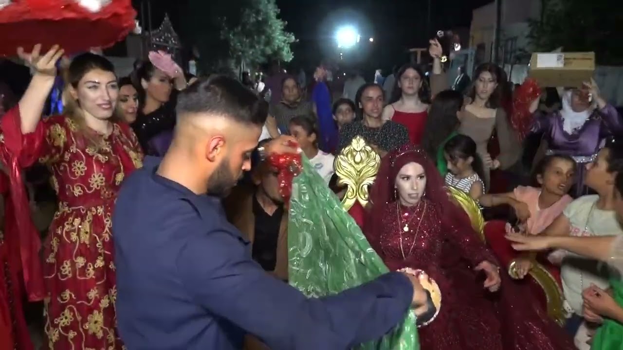 Arif & İslim Sizin gibi mutlu bir çift daha görülmedi Bir ömür boyu mutluluklar.