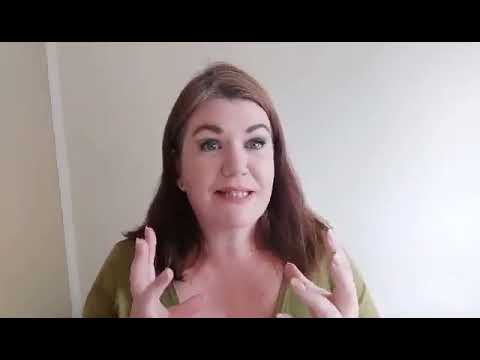 HOW TO SHOW UP IN YOUR BUSINESS WHEN YOU DON'T FEEL LIKE IT