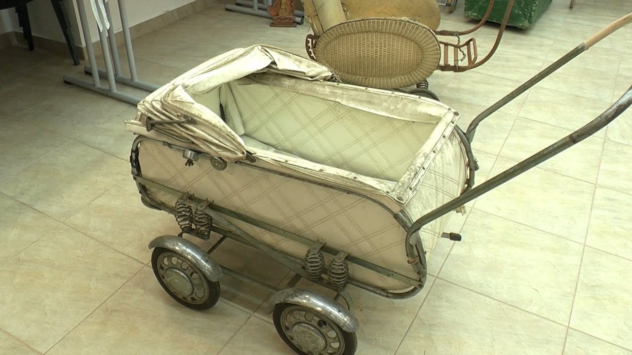 VIDEO Nostalgia na kolesách: Ľubovnianske múzeum obohatilo zbierku o unikátne retro kočíky
