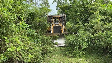 Secrets of Road Service with an Effective D6R XL Bulldozer