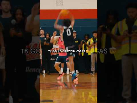 Taylen Kinney was going crazy at Border League 😱😳 #basketball #taylenkinney #67meme #madehoops
