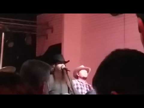 Cody Jinks --