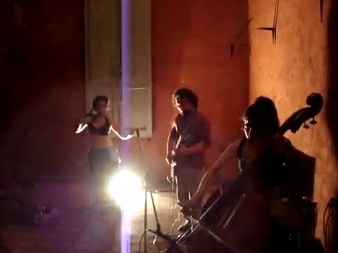 Ardah - Libertango .Versión con danza oriental improvisada belly dance gif