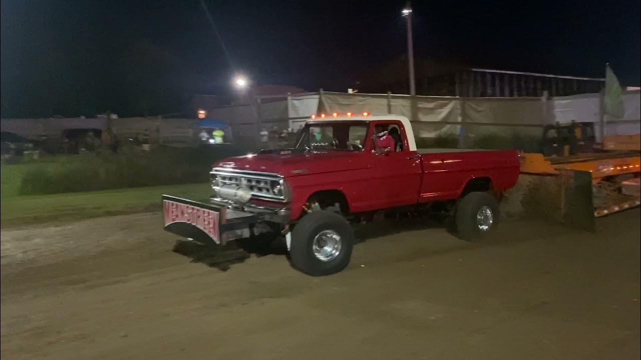 MEANSTREEK Truck Pull 2021 Green Lake, WI Friday YouTube