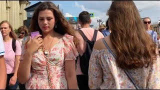 Как одеваются россиянки летом? Street Fashion - RUSSIA | Петербург Как одеваются россиянки летом? Street Fashion - RUSSIA | Петербург