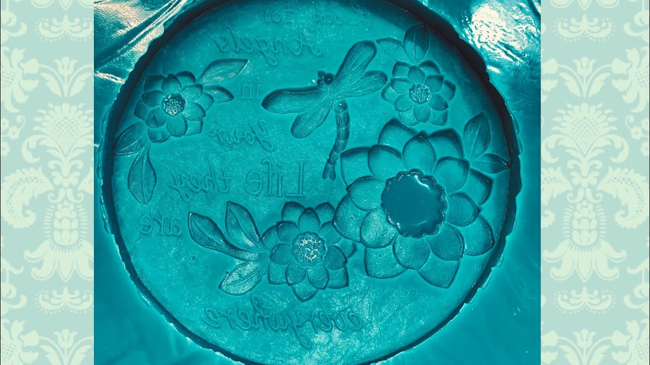 337 HOW TO MAKE A SILICONE MOLD OUT OF A DOLLAR TREE PLAQUE!!!! 