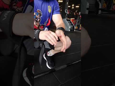 Лямки для тяги VNK Black со штангой гантелями подтягивания на турнке пауэрлифтинга кистевые спортивные, видео 1
