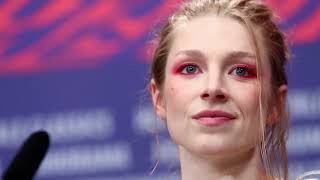 Hunter Schafer Huge Size Will Make You Look Twice Try Not To Drool
