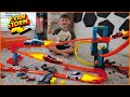 Evan Storm Builds Hot Wheels UltimateTrack Builder Unlimited Double Booster Stack with DAD