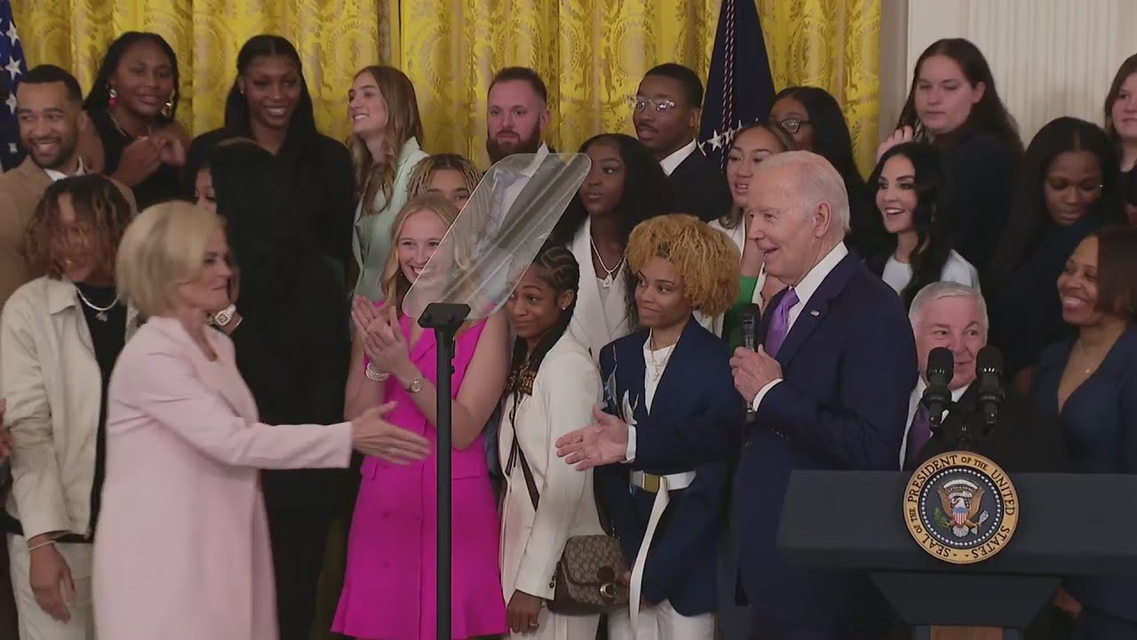 LSU Women’s Basketball Star Speaks After Fainting During White House Visit [VIDEO]