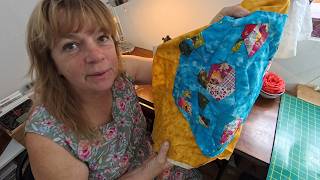 I Made a Rose Cushion from Scraps, Scrappy Patchwork & Quilting