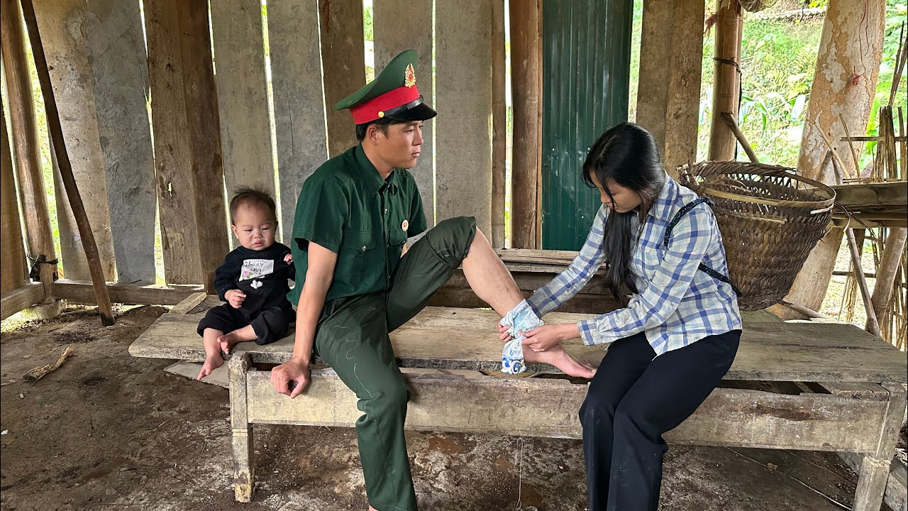 Poor single mother helps police officer in accident