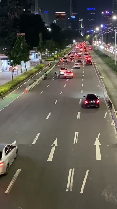 Mentahan video buat quotes #freefootage #explore #jakarta #nightwalks #indonesia #blokm #senayan