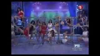 SexBomb Girls vs. Wowowee ASF Dancers (2012)