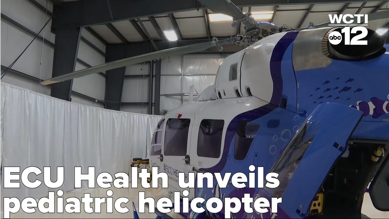 Медицинский центр ECU Health представил первый в Северной Каролине вертолет для медицинской транс...