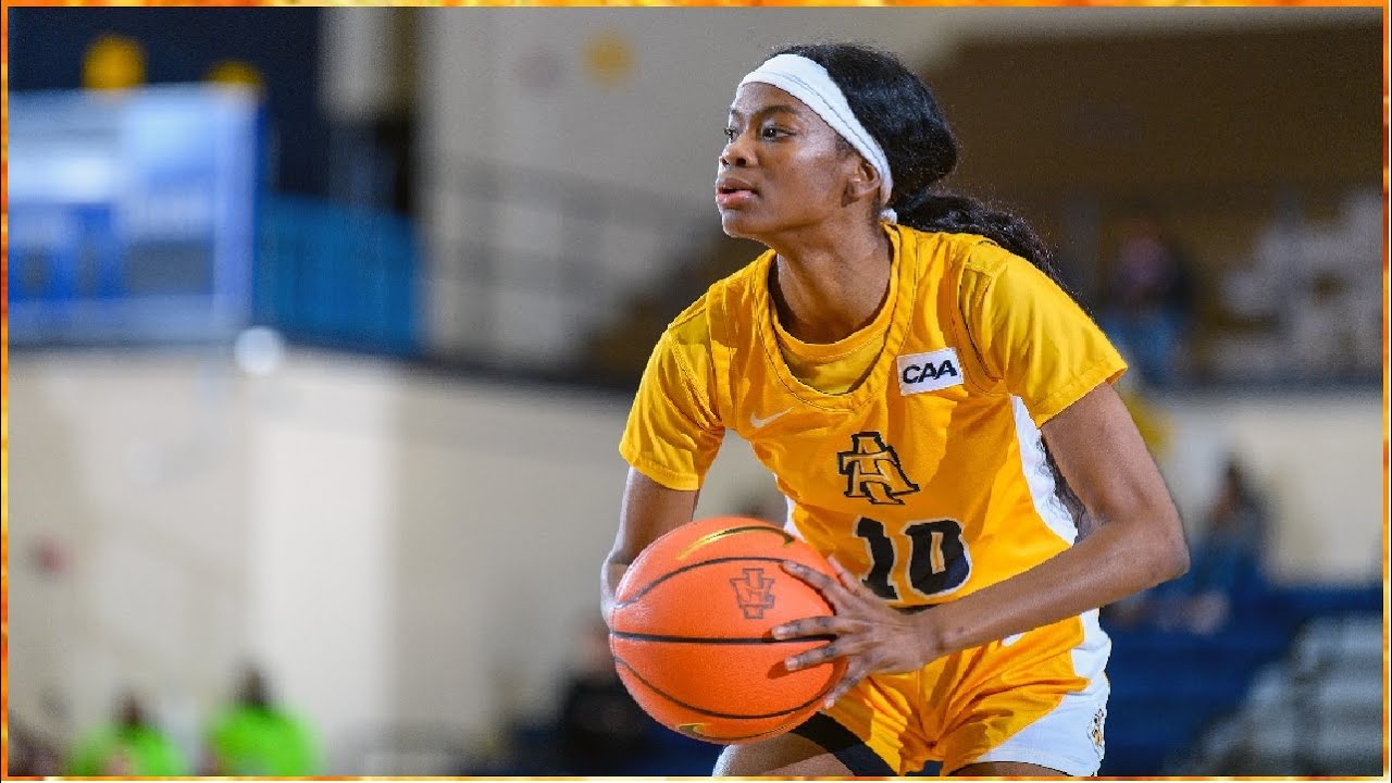 🔴Women's college basketball game erupts into massive melee, 5 players and 3 fans ejected🔴 YouTube