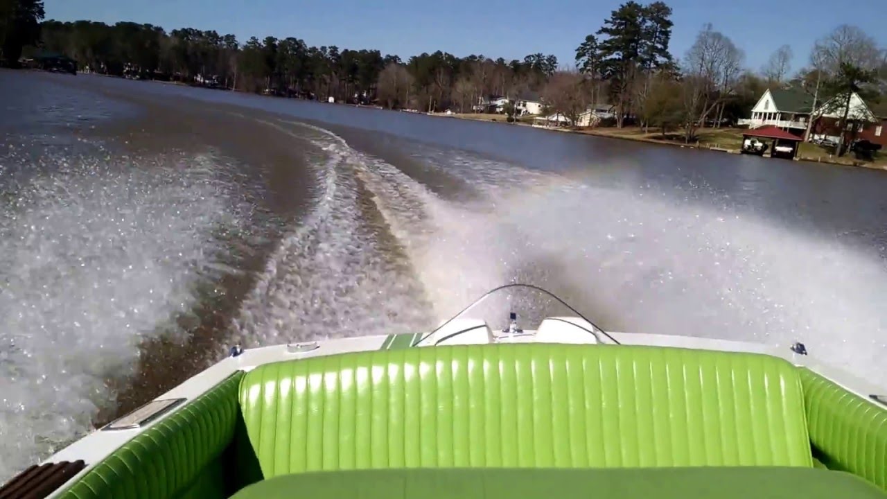 1972 Correct Craft Mustang - YouTube